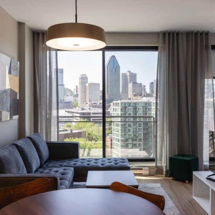 Mind Blowing City View - 2 Beds - Pool & Spa - Downtown Montréal Buitenkant foto